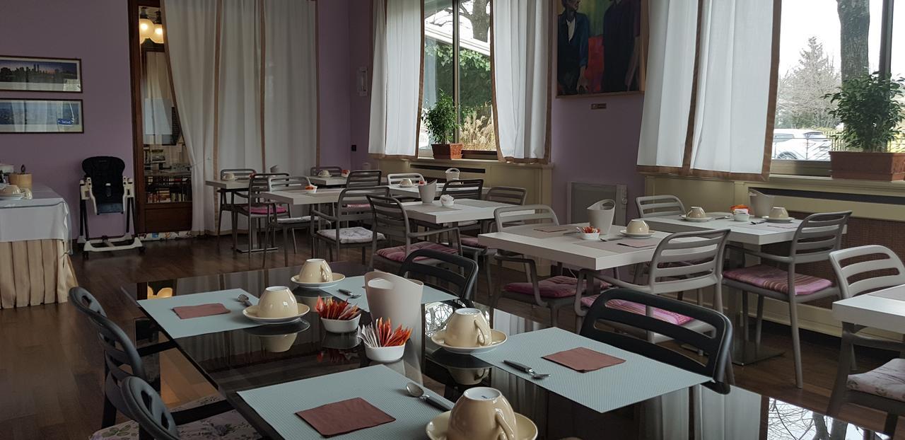 Albergo Cerchi تورتونا المظهر الخارجي الصورة